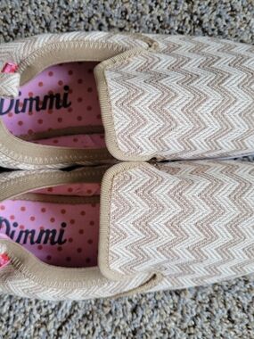 Dimmi Tan Chevron Slip-On Flats with Pink Polka Dot Insole